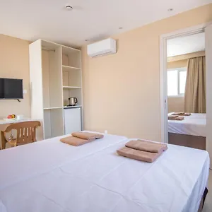 Marisa Napa Suites Ξενοδοχείο